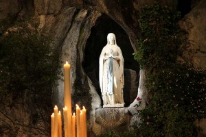 Our_Lady_of_Lourdes_grotto_Lourdes_France_Credit_Elise_Harris_CNA